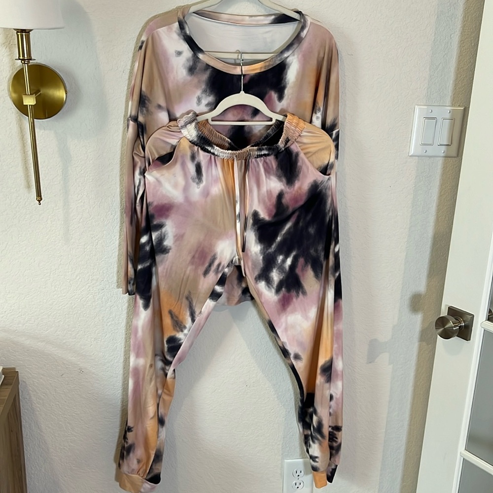 2 piece tie dye set